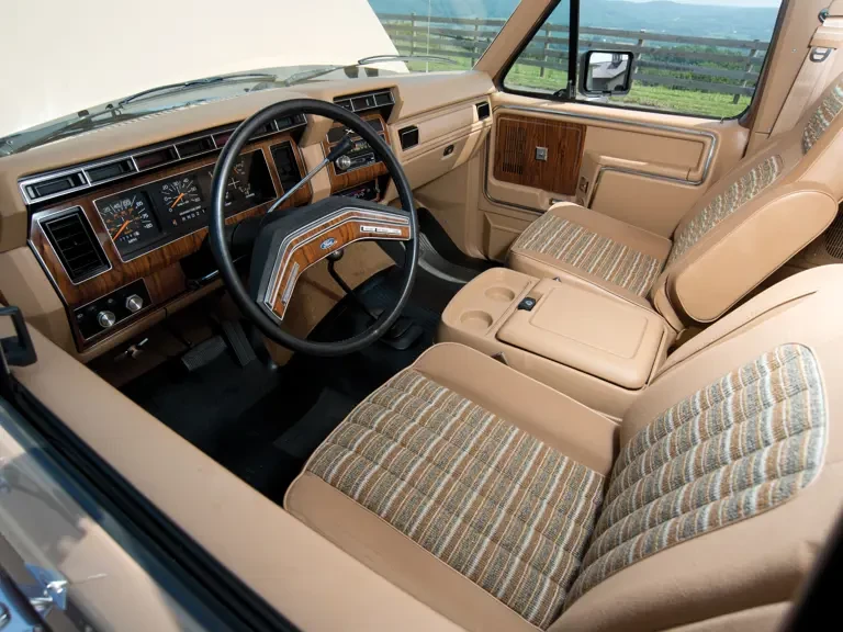 1984 Ford Bronco 3rd Gen - Image 5 of 18