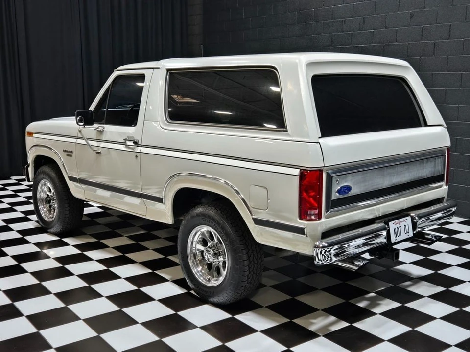1984 Ford Bronco 3rd Gen - Image 4 of 12