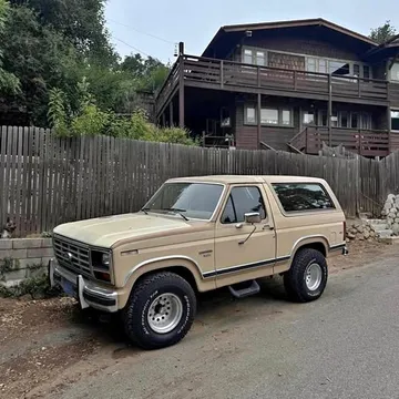 1984 Ford Bronco XLT 4WD