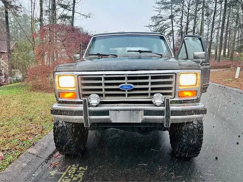 1984 Ford Bronco XLT 4X4