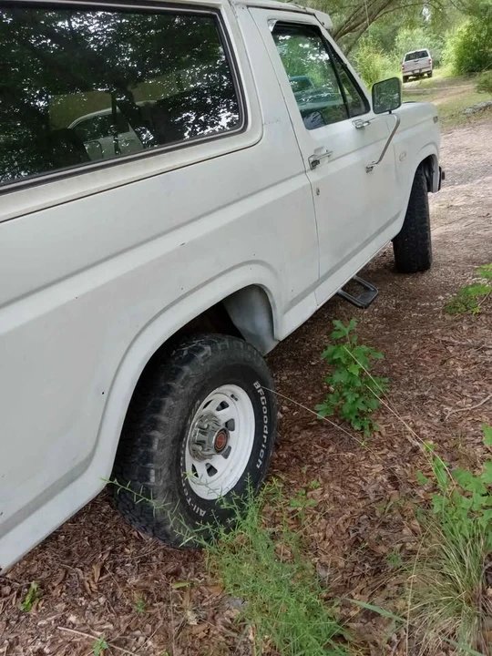1984 Ford Bronco 3rd Gen - Image 6 of 10