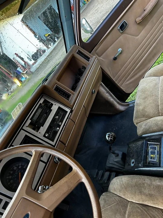 1984 Ford Bronco II - Image 5 of 11