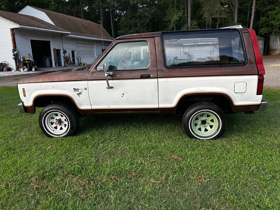 1984 Ford Bronco II - Image 3 of 11