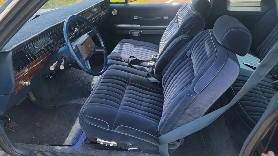 1984 Ford Crown Victoria - Image 11 of 12