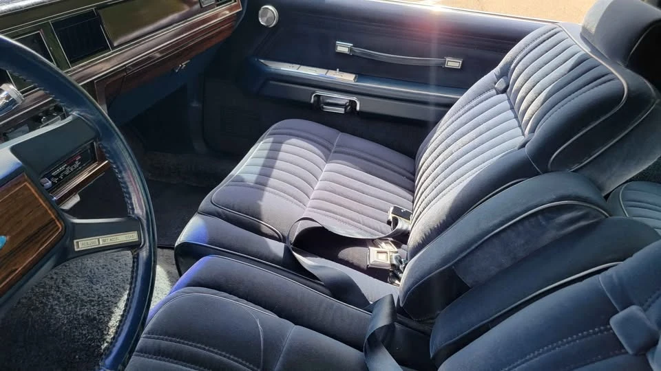 1984 Ford Crown Victoria - Image 9 of 12