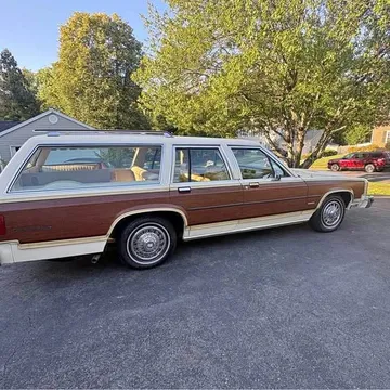 1984 Ford Crown Victoria Country Squire