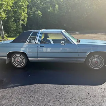 1984 Ford Crown Victoria