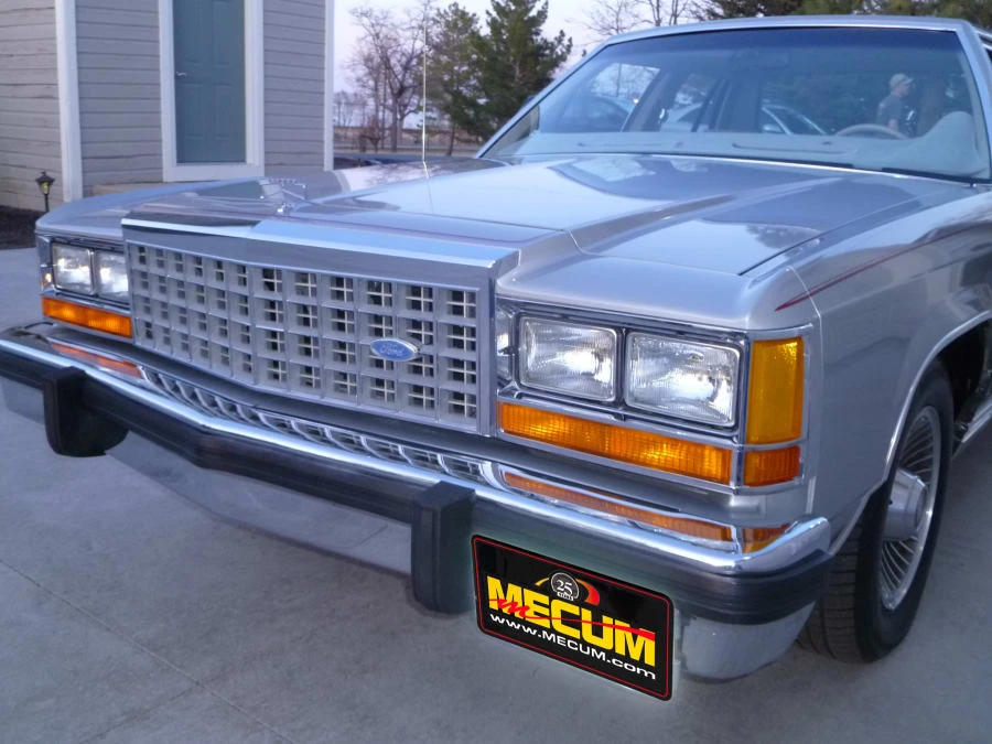 1984 Ford Crown Victoria - Image 3 of 8