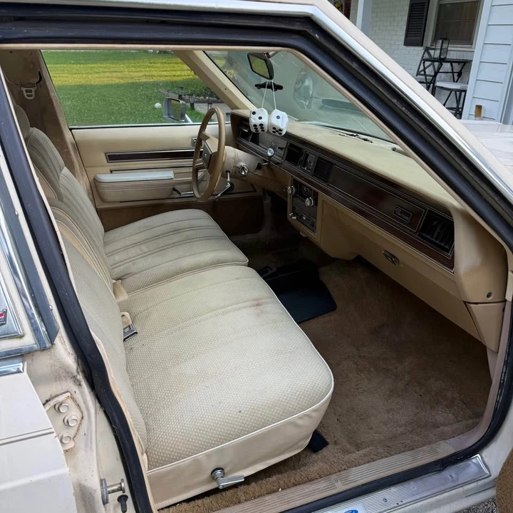 1984 Ford Crown Victoria - Image 4 of 6