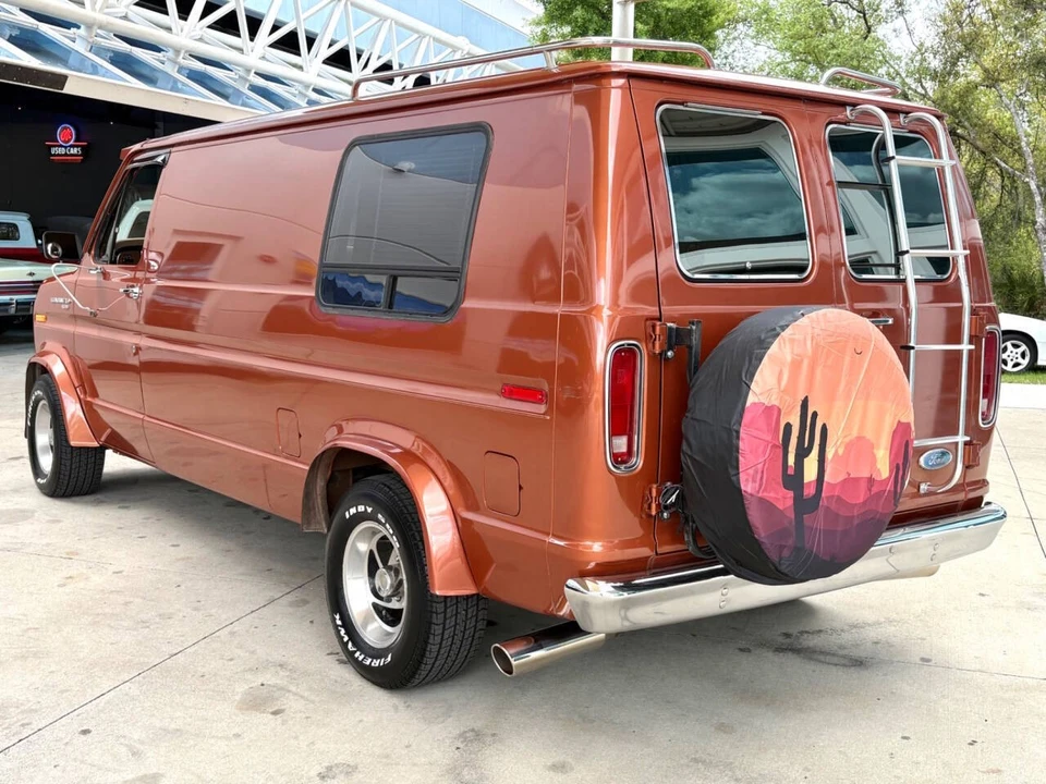 1984 Ford Econoline Van - Image 8 of 21
