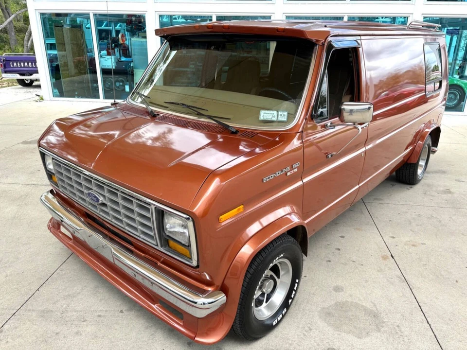 1984 Ford Econoline Van - Image 19 of 21