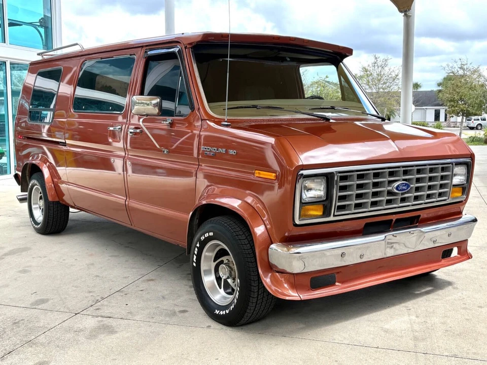 1984 Ford Econoline Van - Image 4 of 21