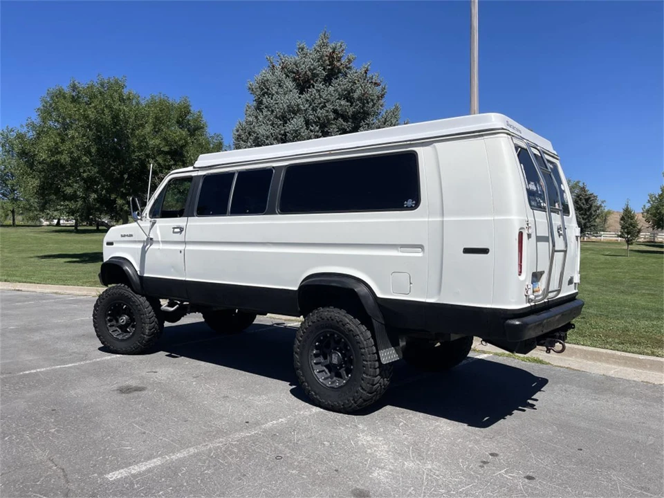 1984 Ford Econoline Van - Image 2 of 17