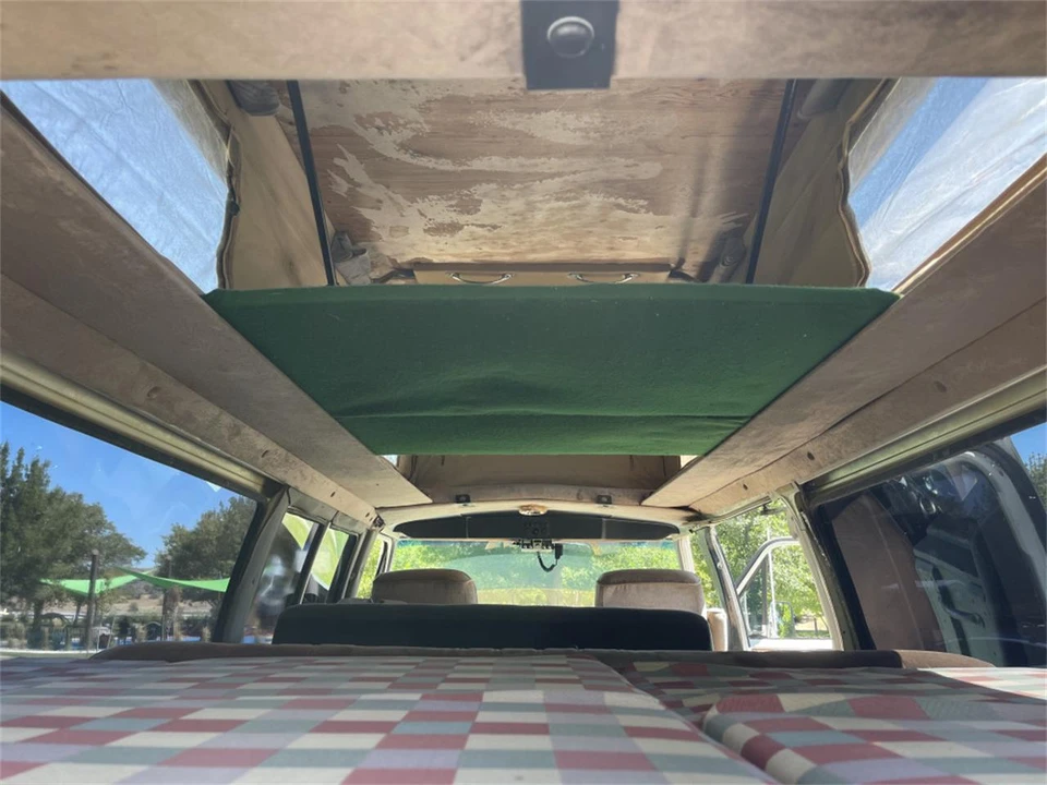 1984 Ford Econoline Van - Image 14 of 17