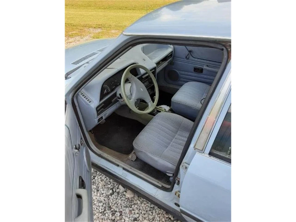 1984 Ford Escort - Image 6 of 19