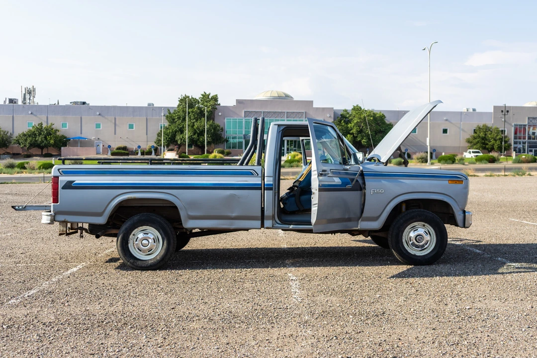 1984 Ford F-Series 7th Gen - Image 27 of 31