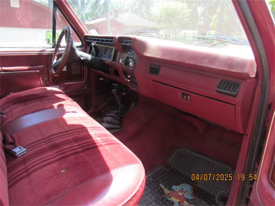 1984 Ford F-Series 7th Gen - Image 24 of 30