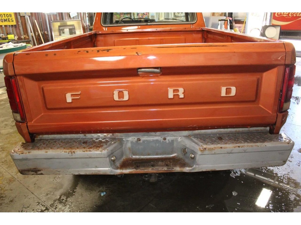 1984 Ford F-Series 7th Gen - Image 25 of 31