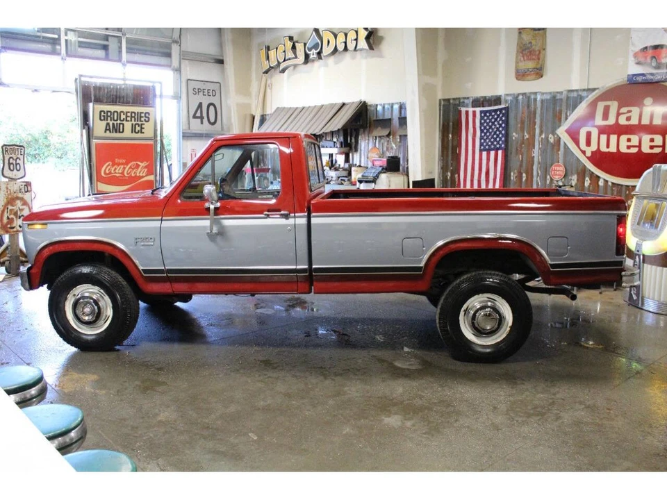 1984 Ford F-Series 7th Gen - Image 18 of 31