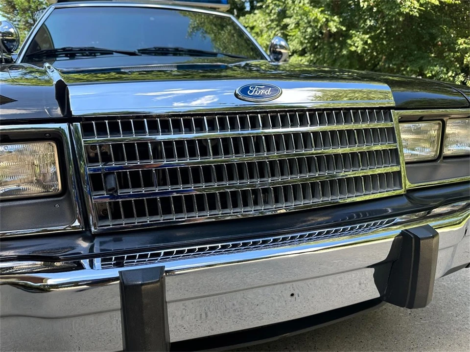 1984 Ford LTD - Image 3 of 31