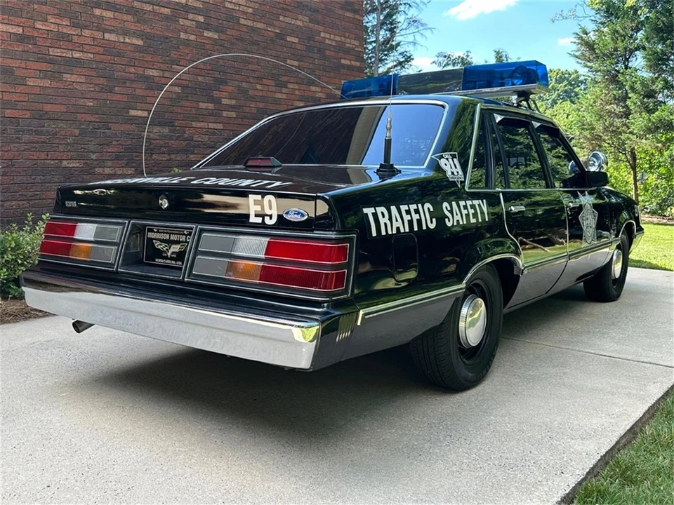1984 Ford LTD - Image 22 of 31