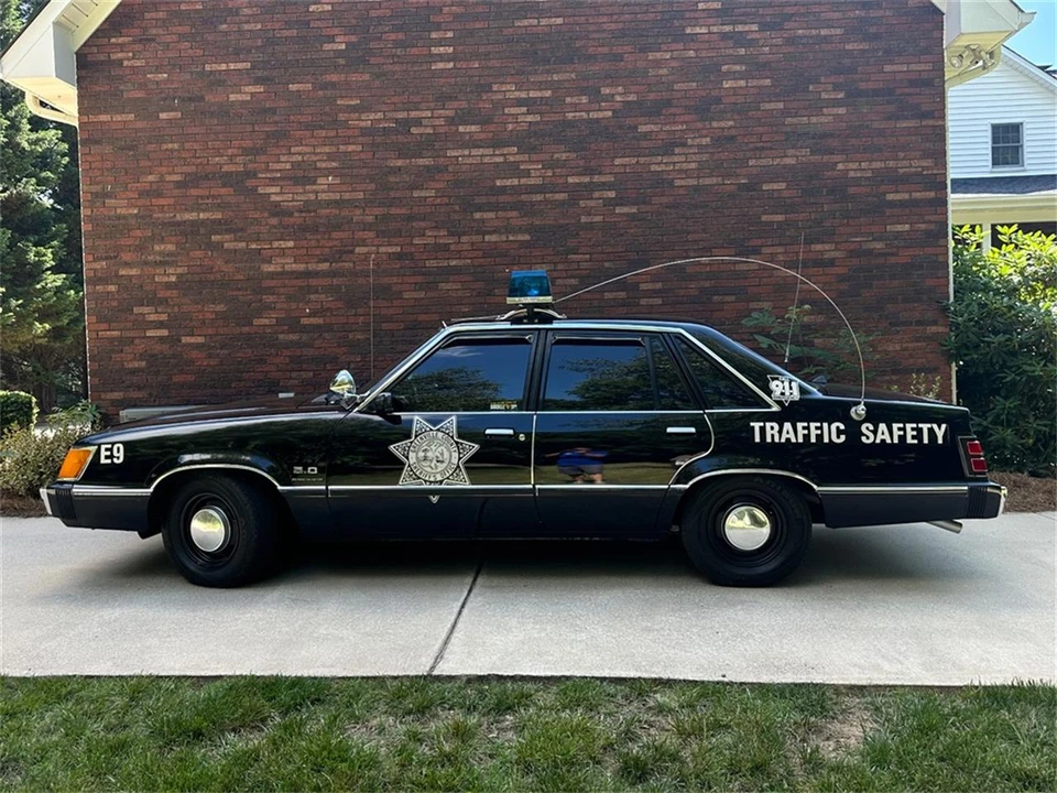 1984 Ford LTD - Image 10 of 31