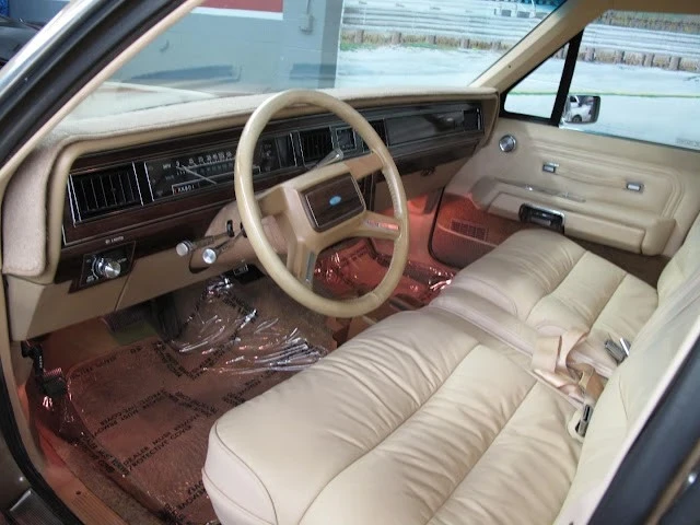 1984 Ford Country Squire - Image 4 of 21