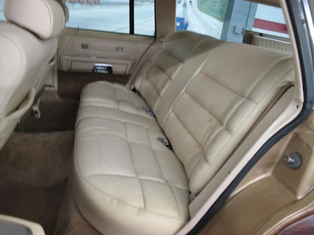 1984 Ford Country Squire - Image 13 of 21
