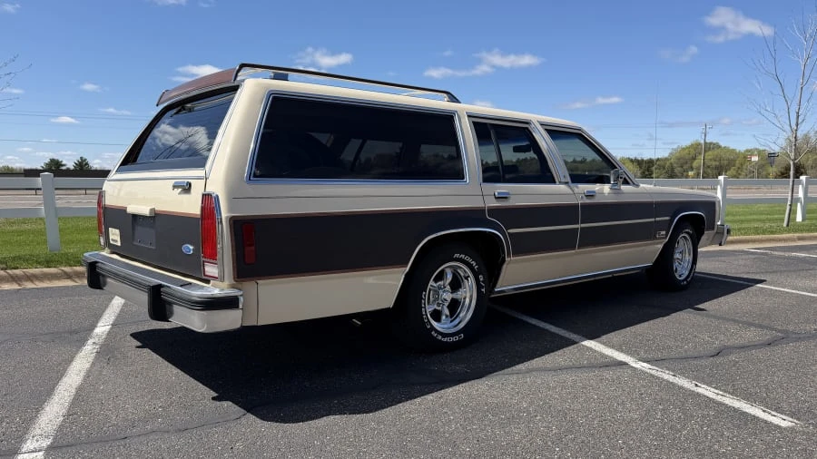 1984 Ford LTD - Image 3 of 31