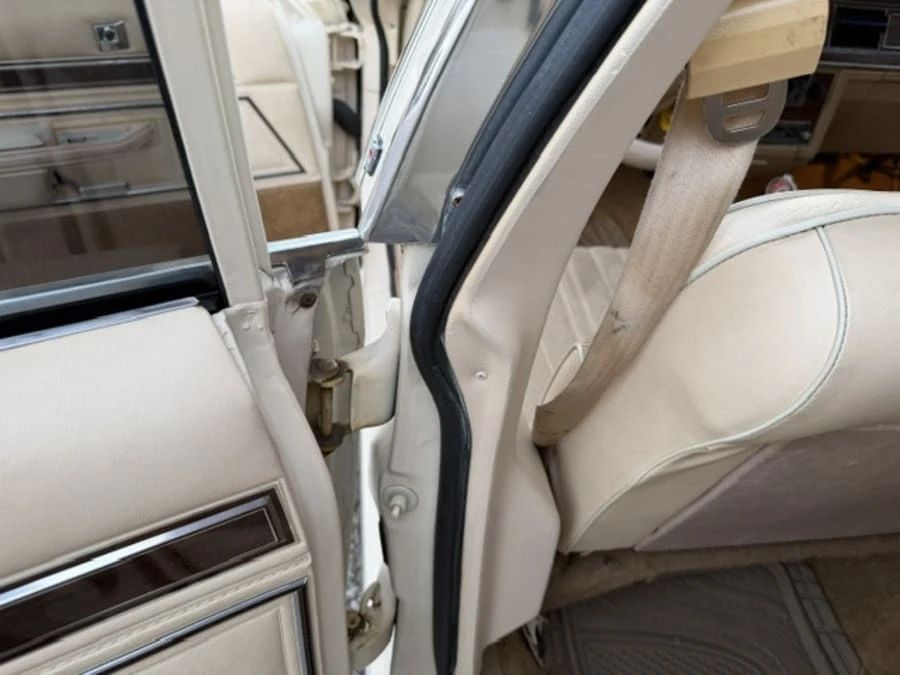 1984 Ford LTD - Image 23 of 31