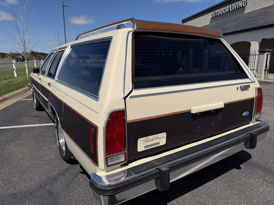 1984 Ford LTD - Image 7 of 31