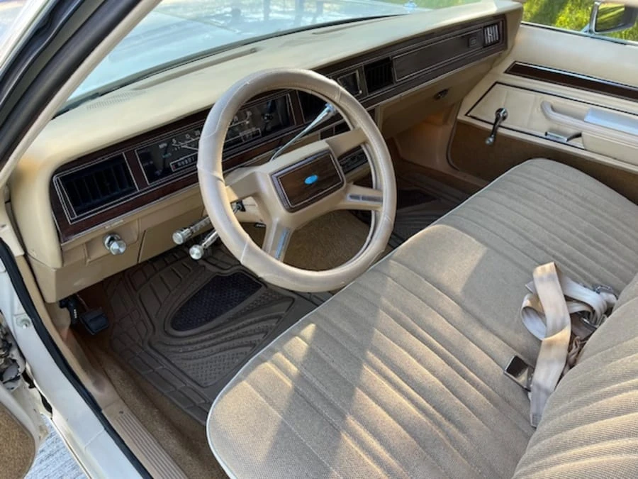 1984 Ford LTD - Image 11 of 16