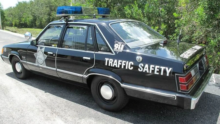 1984 Ford LTD - Image 9 of 17