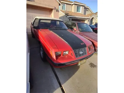 1984 Ford Mustang Convertible