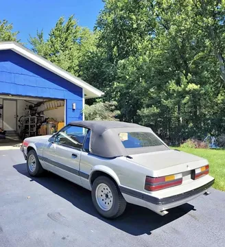1984 Ford Mustang GT Convertible 2D