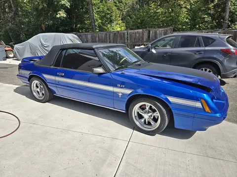 1984 Ford Mustang GT Convertible 2D