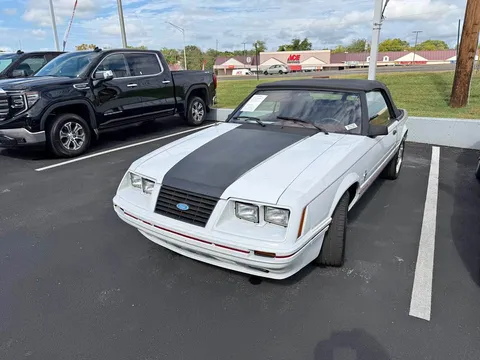 1984 Ford Mustang GT Convertible 2D