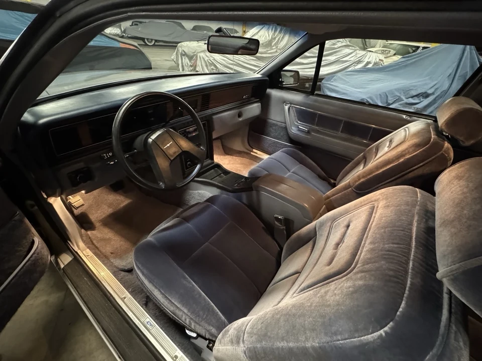 1984 Ford Thunderbird 7th Gen - Image 18 of 21