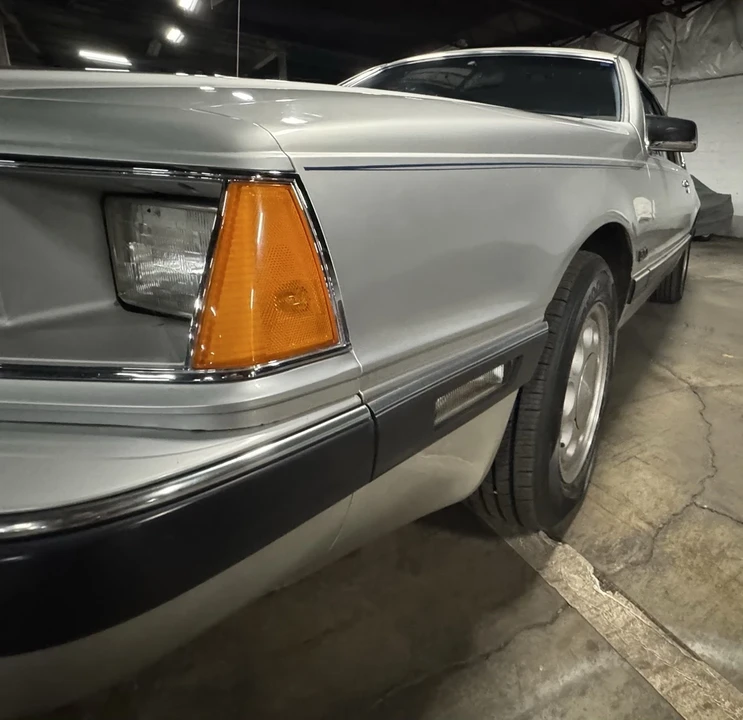 1984 Ford Thunderbird 7th Gen - Image 10 of 21