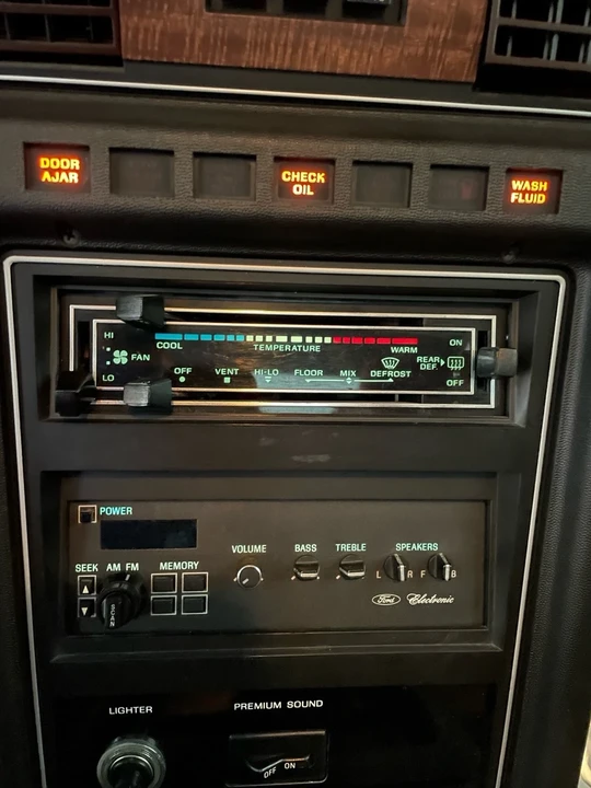 1984 Ford Thunderbird 9th Gen - Image 20 of 21