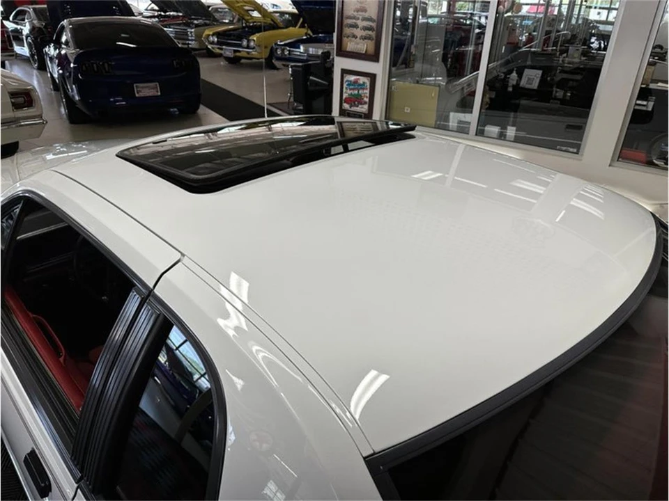 1984 Ford Thunderbird 9th Gen - Image 29 of 31