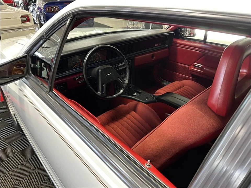 1984 Ford Thunderbird 9th Gen - Image 11 of 31