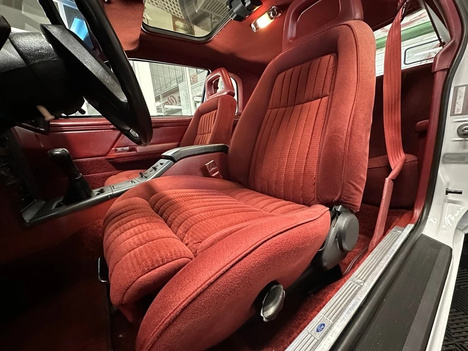 1984 Ford Thunderbird 9th Gen - Image 18 of 21