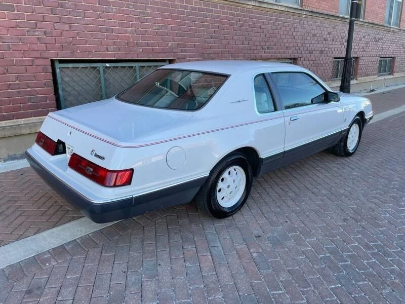 1984 Ford Thunderbird 9th Gen - Image 8 of 31