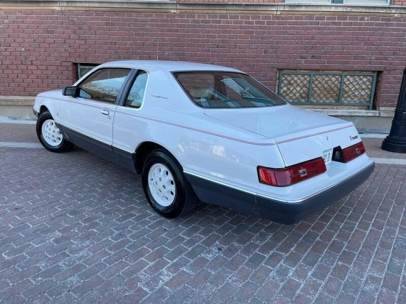 1984 Ford Thunderbird 9th Gen - Image 2 of 31