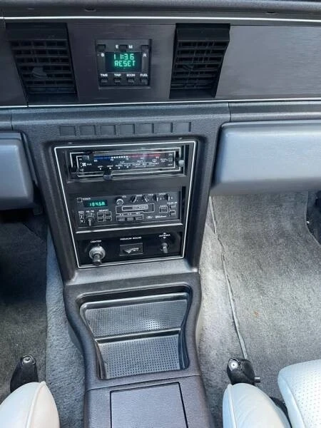 1984 Ford Thunderbird 9th Gen - Image 15 of 31