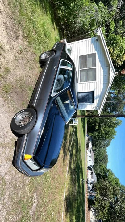 1984 Ford Thunderbird 9th Gen - Image 2 of 10
