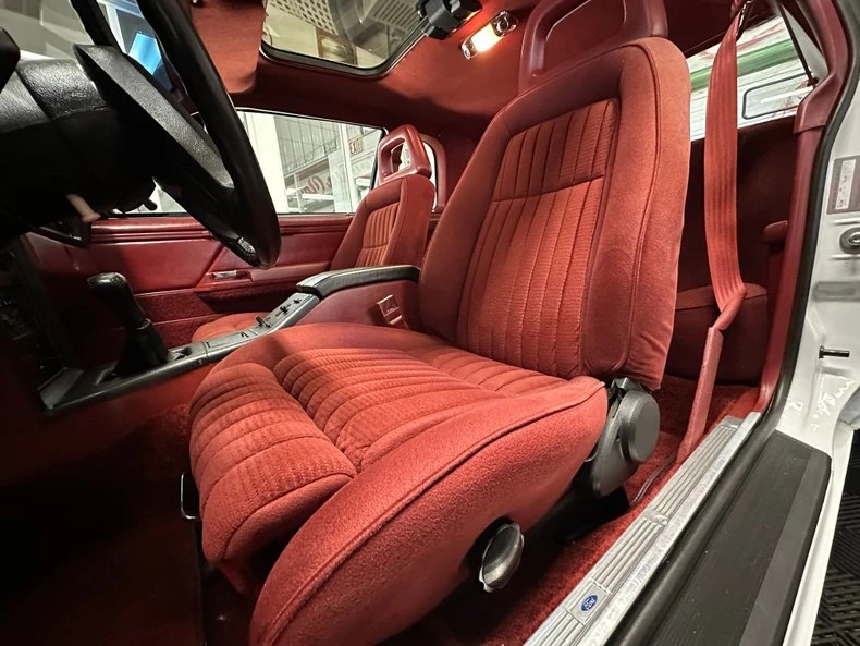 1984 Ford Thunderbird 9th Gen - Image 19 of 31