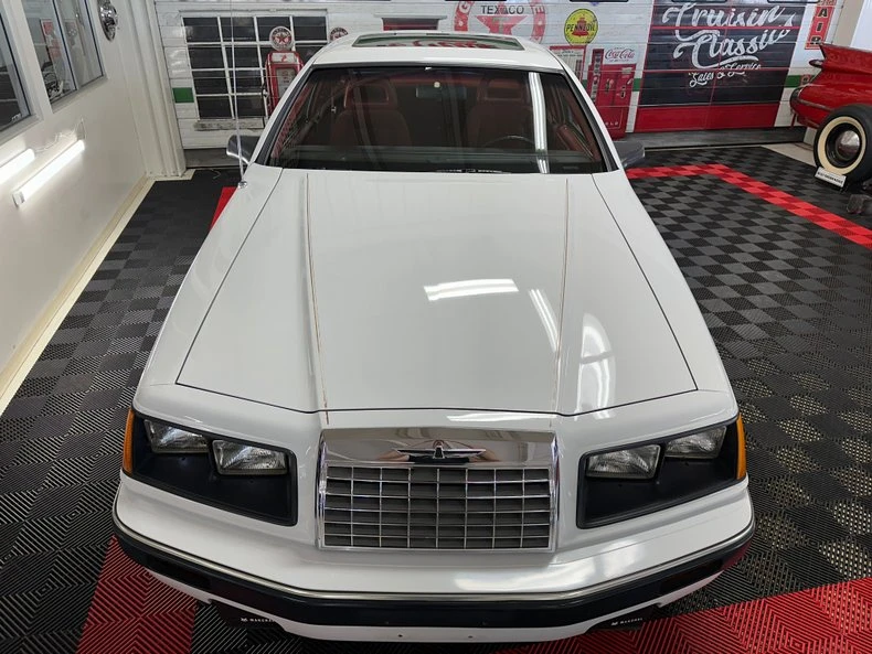 1984 Ford Thunderbird 9th Gen - Image 6 of 31