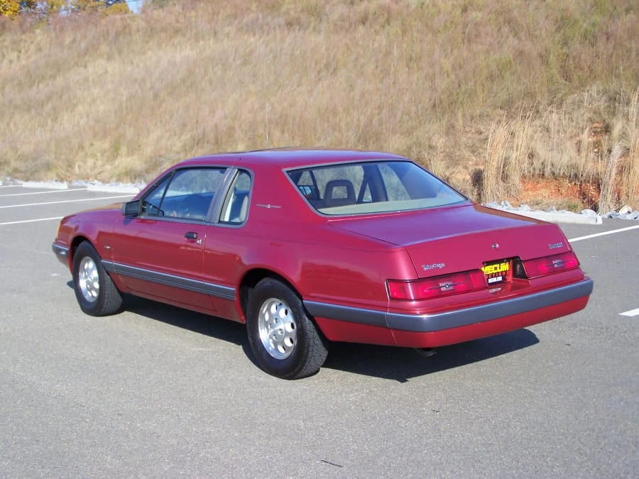 1984 Ford Thunderbird 9th Gen - Image 2 of 12
